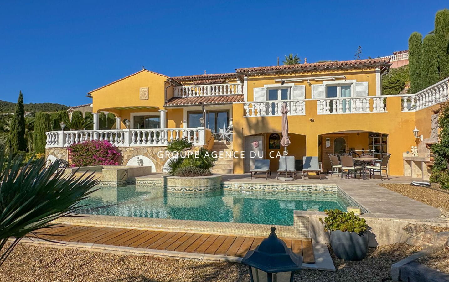 VILLA VUE MER 177M² 7 PIÈCES AVEC 4 CHAMBRES PISCINE GARAGE ET CAR PORT,  AUX ISSAMBRES Image 4