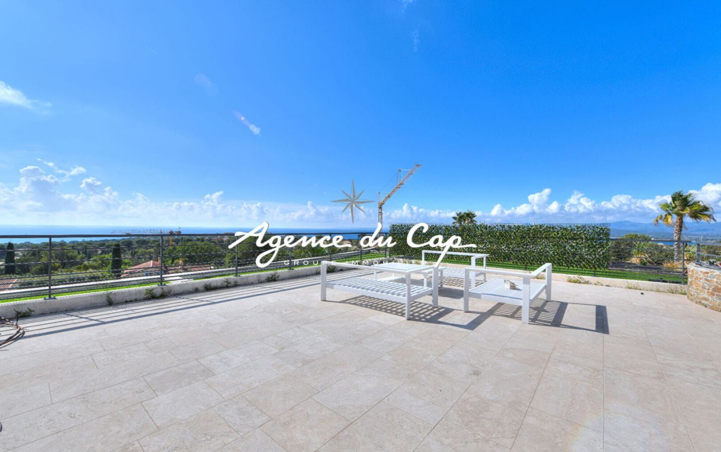 VILLA VUE MER ST RAPHAEL – 5 pièce(s) – 260 m2 Image 12