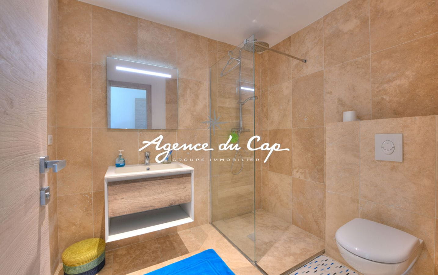 VILLA VUE MER ST RAPHAEL – 5 pièce(s) – 260 m2 Image 16