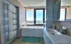 DOMINANT CONTEMPORARY 8-ROOM VILLA, GARAGE SWIMMING POOL AND PANORAMIC SEA VIEW IN SAINT RAPHAEL Min 10