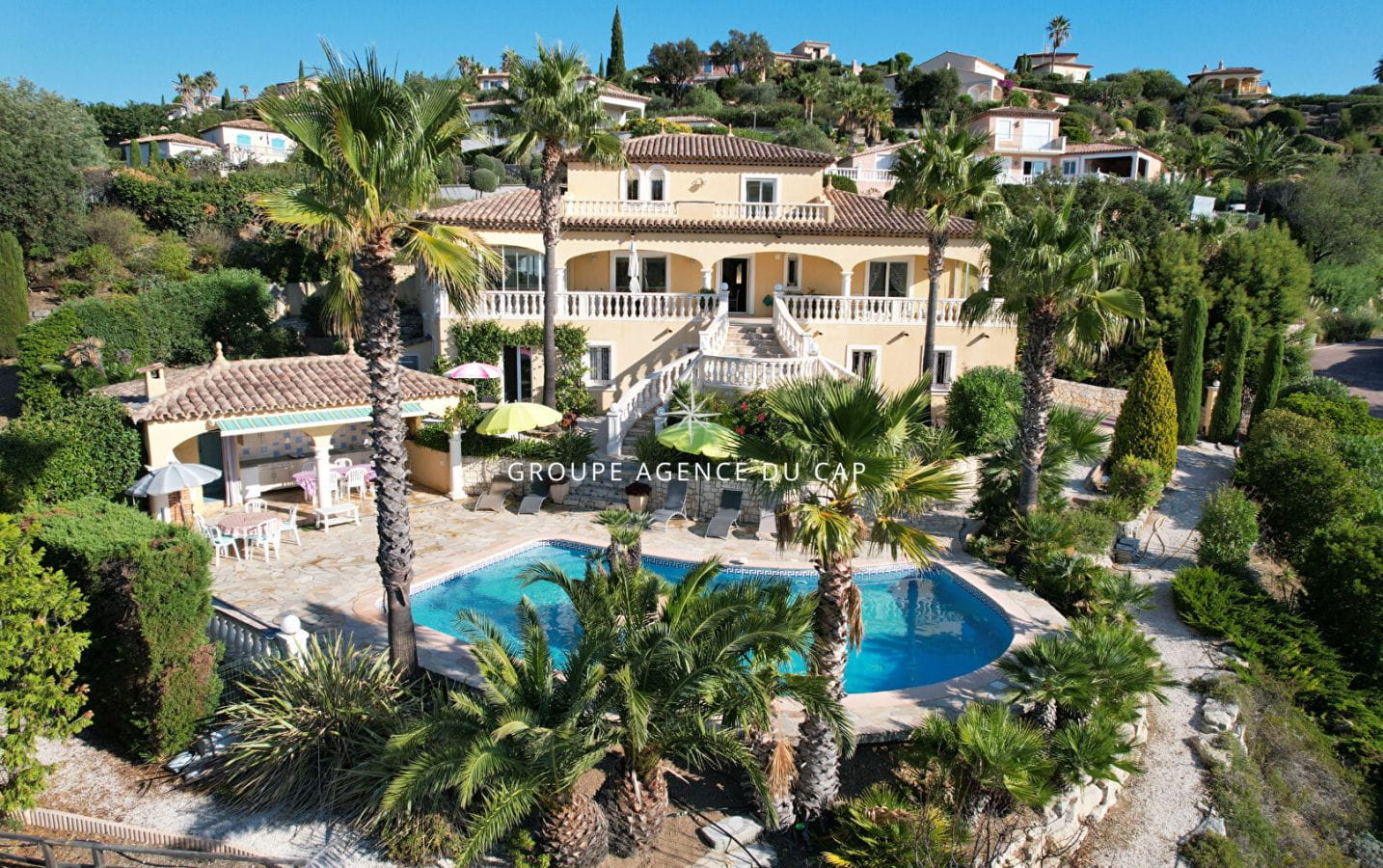 7-ROOM VILLA WITH SEA VIEW, POOL AND GARAGE, A FEW STEPS FROM THE BEACHES OF LES ISSAMBRES Image 1