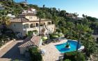 VILLA DE 7 PIÈCES AVEC VUE MER PISCINE ET GARAGE, À QUELQUES PAS DES PLAGES DES ISSAMBRES Min 12