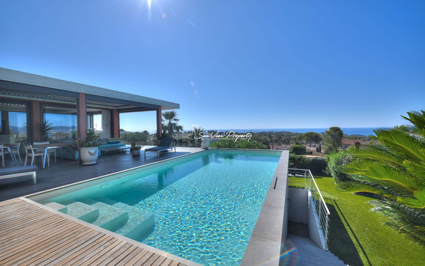 Exclusivite Saint Raphael Villa Contemporaine Vue Mer Image 3
