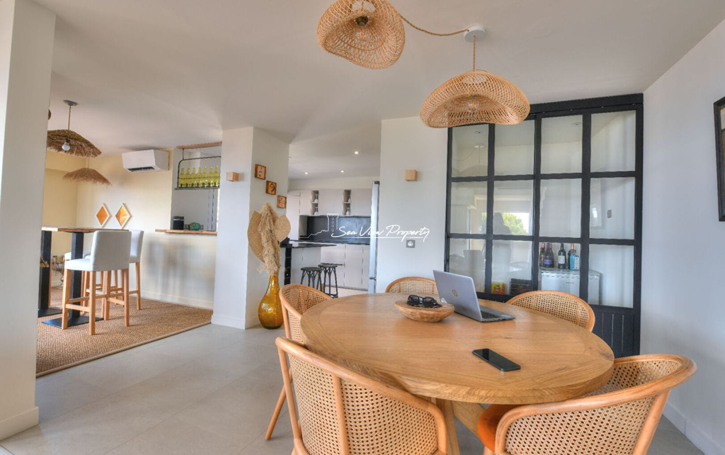 SAINT RAPHAEL BOULOURIS DERNIER ETAGE VUE MER Image 6