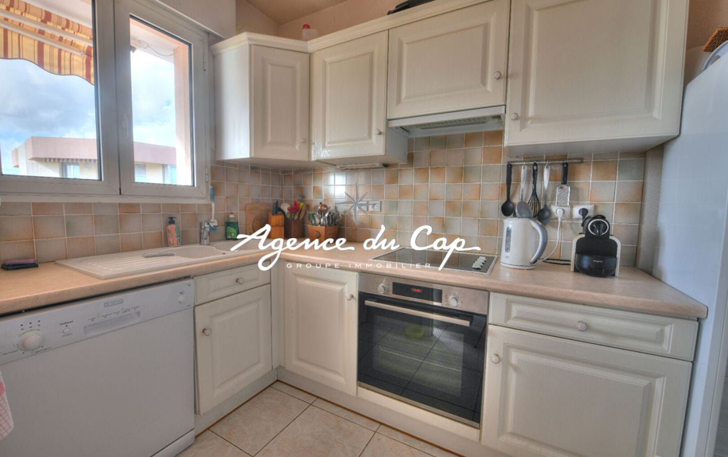 A vendre Appartement 3 pièces, dernier étage, terrasse vue mer , piscine Image 10