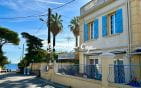 HOTEL WALLS AND BUSINESS IN SAINT-AYGULF, 50 METERS FROM THE SEA Min 1