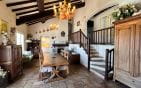 À VENDRE VILLA DE 7 PIÈCES AVEC PISCINE ET GRANDE TERRASSE OFFRANT UNE VUE MER SUR LE GOLFE DE SAINT-TROPEZ, AUX ISSAMBRES Min 3