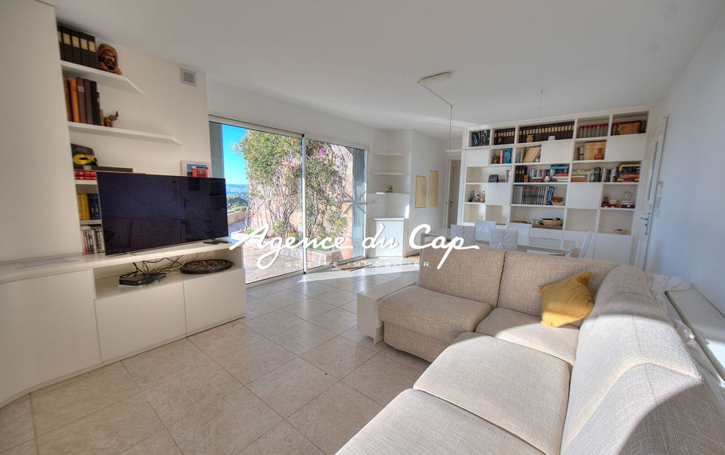 VILLA VUE MER EXCEPTIONELLE , 4 PIECES, SAINT RAPHAEL PROCHE MER Image 7