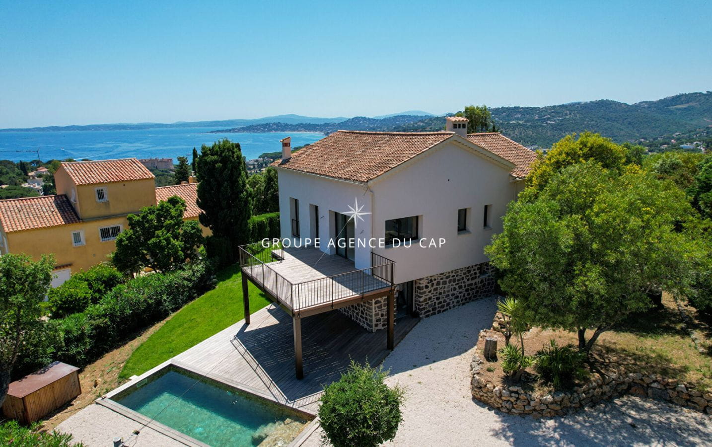 VILLA CONTEMPORAINE 214M² 6 PIECES VUE MER, AUX ISSAMBRES Image 7