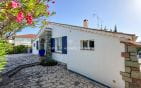 À VENDRE VILLA 4 PIÈCES AVEC VUE MER ET STUDIO INDÉPENDANT, 15MIN A PIED DU CENTRE VILLE DE SAINT AYGULF Min 15