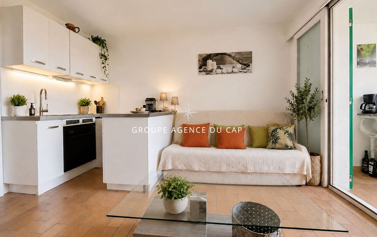 À VENDRE APPARTEMENT T2 À PIED DES PLAGES AVEC VUE MER, À SAINT-AYGULF Image 3