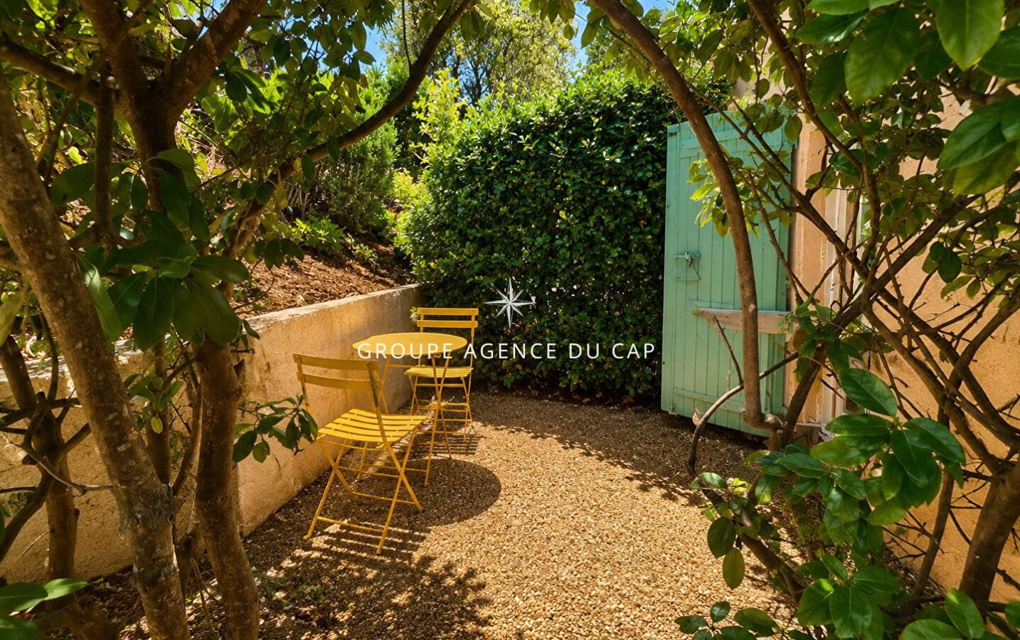 À VENDRE APPARTEMENT T2 À PIED DES PLAGES AVEC VUE MER, À SAINT-AYGULF Image 6