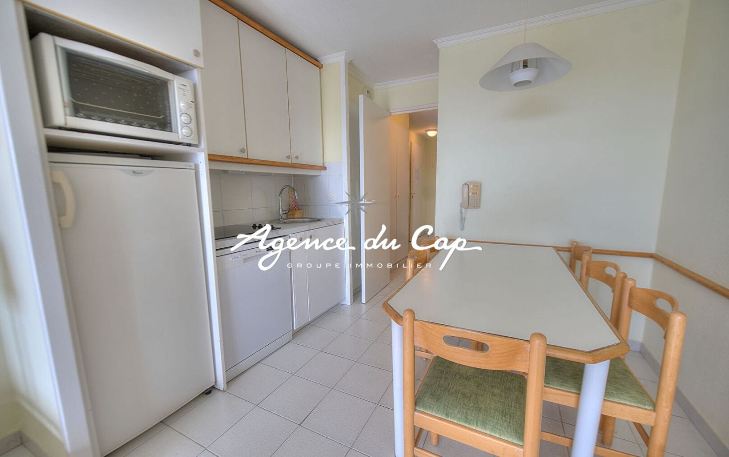 APPARTEMENT VUE MER 3 PIECES A VENDRE 6/8 COUCHAGES DERNIER ETAGE PROCHE MER PARKING PRIVATIF A SAINT RAPHAEL Image 7