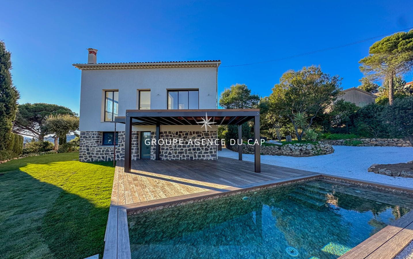 VILLA CONTEMPORAINE 214M² 6 PIECES VUE MER, AUX ISSAMBRES Image 12