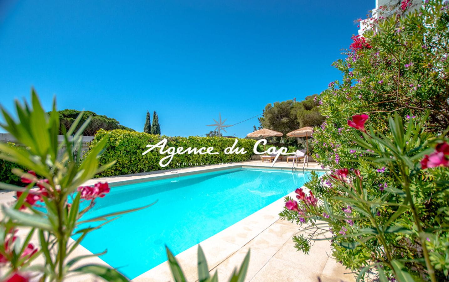 À VENDRE PROPRIÉTÉ D’UNE SURFACE DE 515M² AVEC 10 CHAMBRES ET PISCINE, À 200M DES PLAGES DES ISSAMBRES Image 1