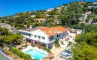 FOR SALE PROPERTY WITH A SURFACE OF 515sqm WITH 10 BEDROOMS AND SWIMMING POOL, 200M FROM THE BEACHES OF ISSAMBRES Min 3