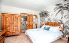 FOR SALE PROPERTY WITH A SURFACE OF 515sqm WITH 10 BEDROOMS AND SWIMMING POOL, 200M FROM THE BEACHES OF ISSAMBRES Min 6