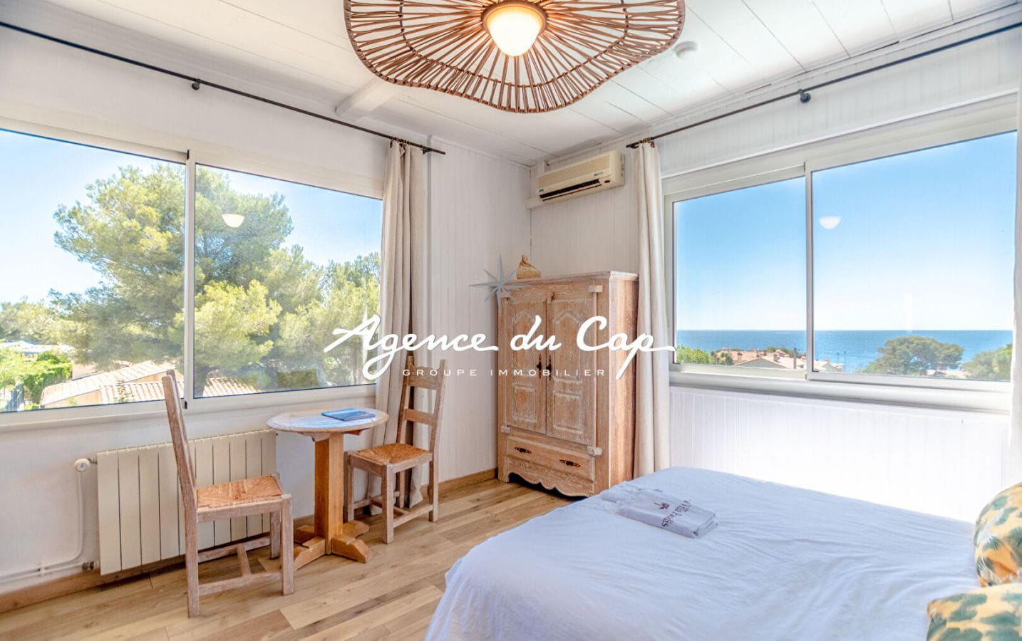 À VENDRE PROPRIÉTÉ D’UNE SURFACE DE 515M² AVEC 10 CHAMBRES ET PISCINE, À 200M DES PLAGES DES ISSAMBRES Image 7