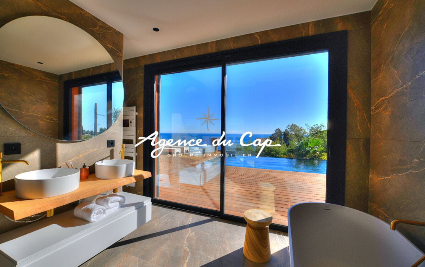 SAINT RAPHAEL ANTHEOR SUPERB VILLA SEA VIEW 6 room(s) 237 sqm SWIMMING POOL Image 8