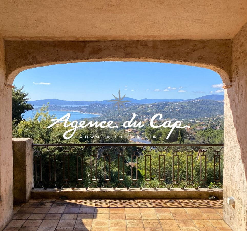 VILLA PROVENÇALE DE 124M², 5 PIÈCES AVEC VUE MER PANORAMIQUE, AUX ISSAMBRES Image 12