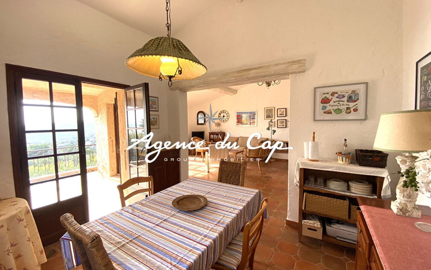 VILLA PROVENÇALE DE 124M², 5 PIÈCES AVEC VUE MER PANORAMIQUE, AUX ISSAMBRES Image 5