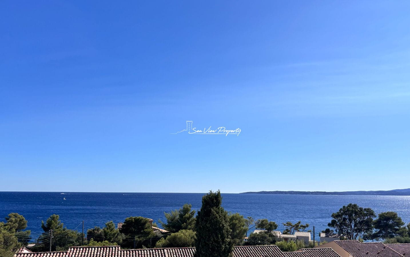 VILLA CONTEMPORAINE 258M² 7 PIECES, AVEC VUE MER, A PIED DES PLAGES, AUX ISSAMBRES Image 1