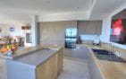 VILLA CONTEMPORAINE 240M²  9 PIECES, VUE MER, PISCINE ET GARAGE, À SAINT AYGULF Min 3
