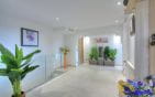 VILLA CONTEMPORAINE 240M²  9 PIECES, VUE MER, PISCINE ET GARAGE, À SAINT AYGULF Min 4