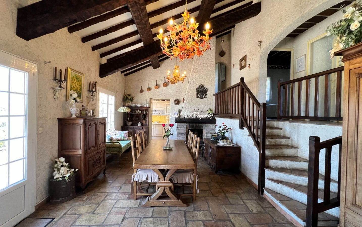 VILLA 7 PIECES AVEC VUE MER SUR LE GOLFE DE SAINT TROPEZ, AUX ISSAMBRES Image 2