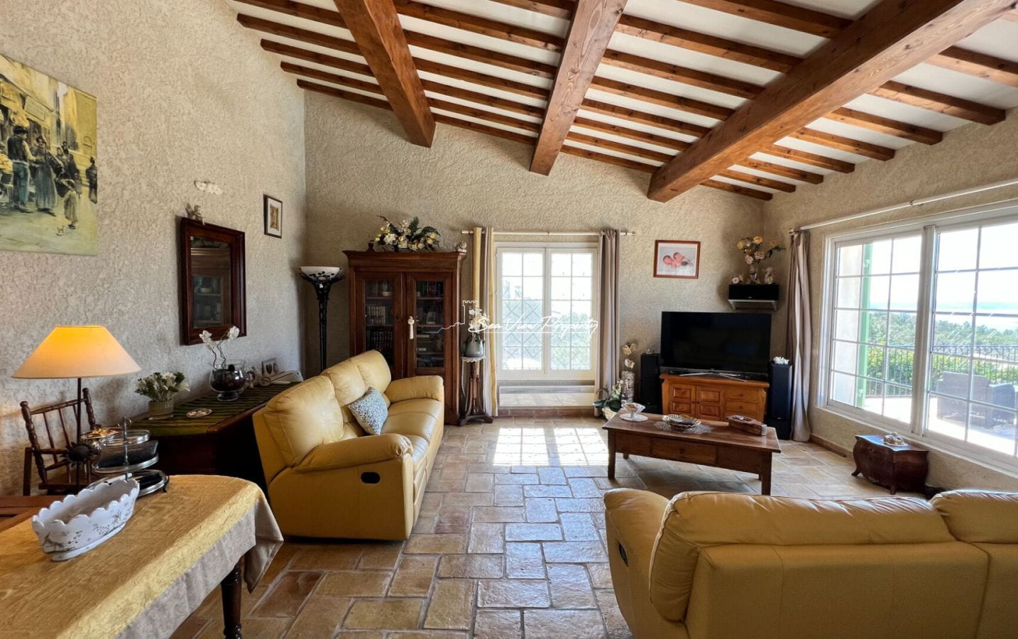 VILLA 7 PIECES AVEC VUE MER SUR LE GOLFE DE SAINT TROPEZ, AUX ISSAMBRES Image 3