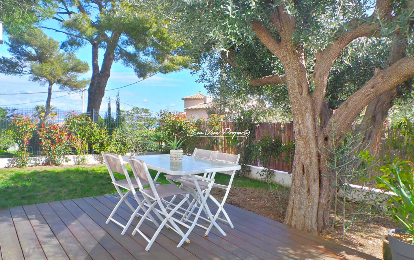 APPARTEMENT 3 PIECES VUE MER AVEC 2 CHAMBRES, JARDIN ET GARAGE A PIEDS DES PLAGES DES ISSAMBRES Image 1