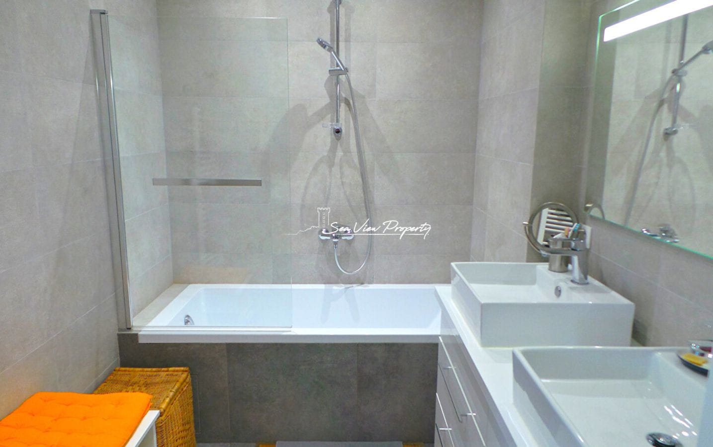 APPARTEMENT 3 PIECES VUE MER AVEC 2 CHAMBRES, JARDIN ET GARAGE A PIEDS DES PLAGES DES ISSAMBRES Image 5