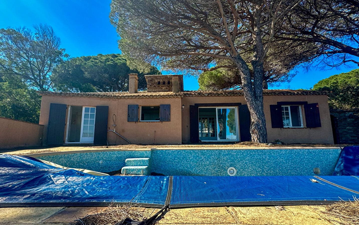 Villa 85m² 4 Pieces Vue Mer, Piscine Et Sous Sol De 60m², Proche Du Centre Ville De Sainte Maxime Image 1