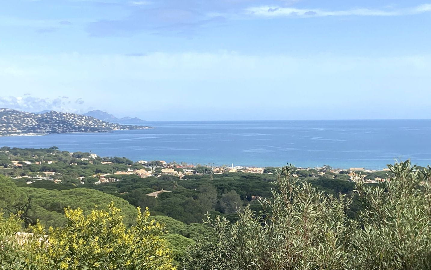 Villa 85m² 4 Pieces Vue Mer, Piscine Et Sous Sol De 60m², Proche Du Centre Ville De Sainte Maxime Image 0