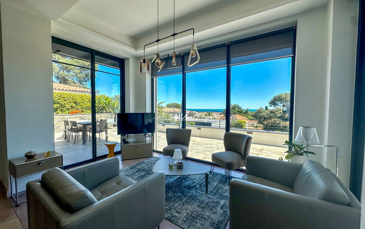 APPARTEMENT MODERNE T4 AVEC VUE MER, PISCINE COMMUNE, PETITE COPROPRIETE A SAINT AYGULF Image 4