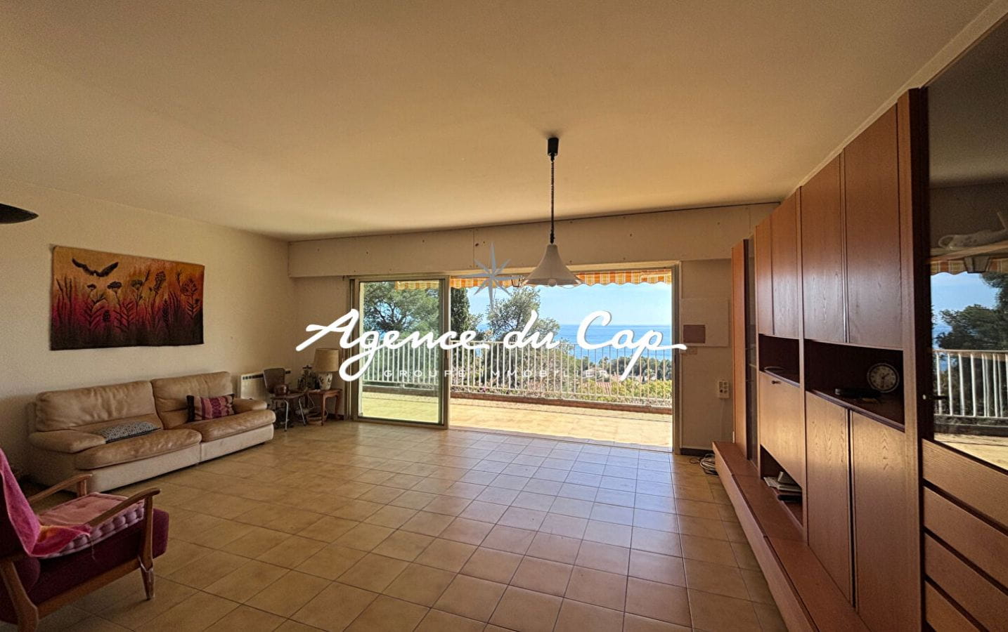 À VENDRE VILLA À RÉNOVER AVEC 4 CHAMBRES, OFFRANT UNE VUE MER PANORAMIQUE SUR LE GOLFE DE SAINT-TROPEZ, AUX ISSAMBRES Image 6