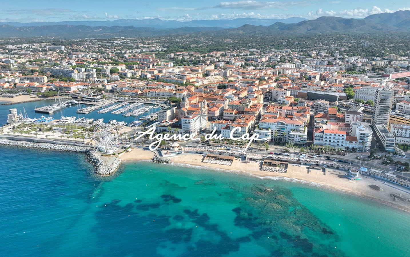 VILLA VUE MER TRIANGLE D’OR CENTRE VILLE ET PLAGES A PIED GARAGE PISCINE A SAINT RAPHAEL Image 0