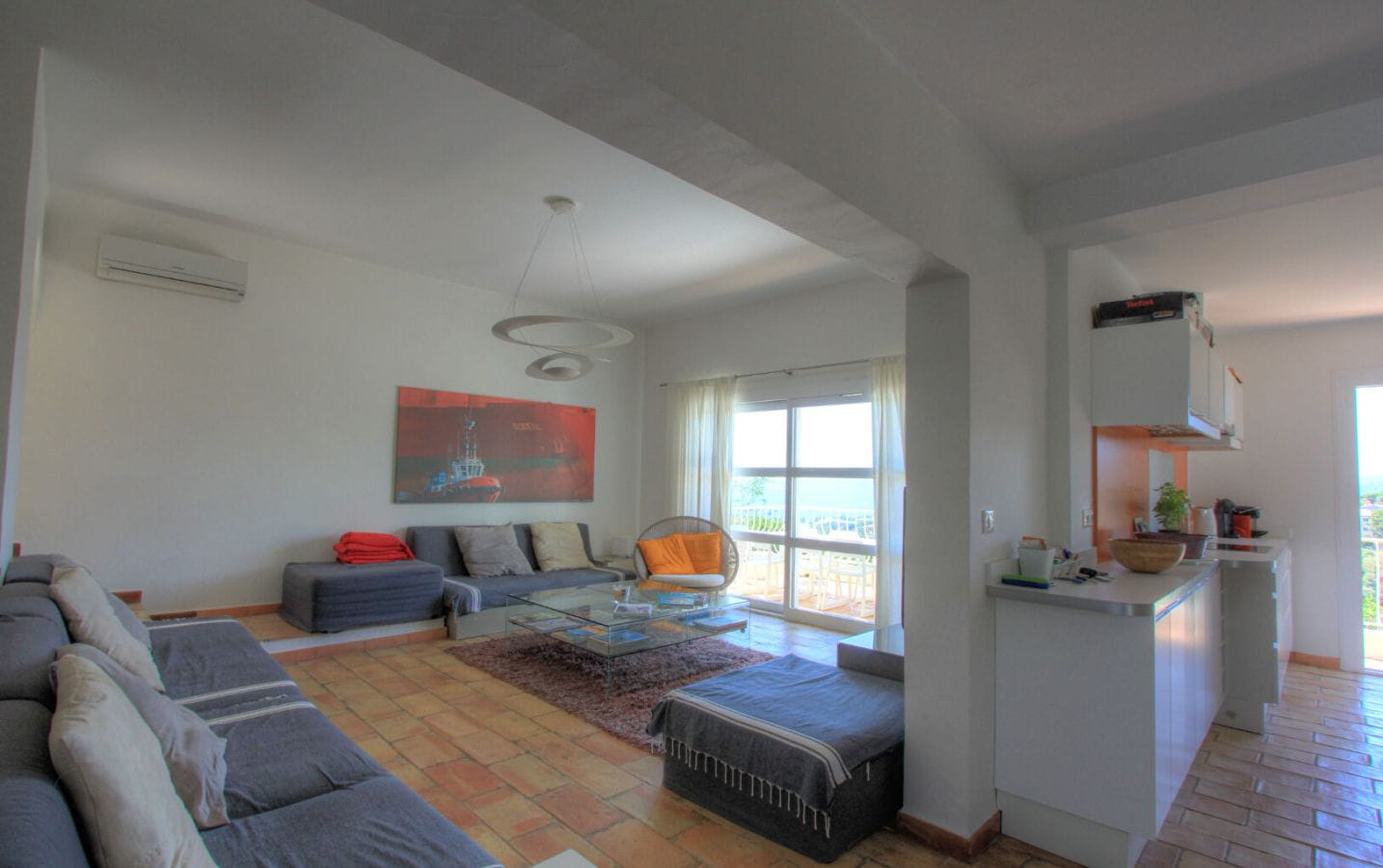 VILLA ENTIEREMENT RENOVEE AVEC 5 CHAMBRES, VUE MER SUR LE GOLFE DE SAINT TROPEZ, PISCINE AUX ISSAMBRES Image 5