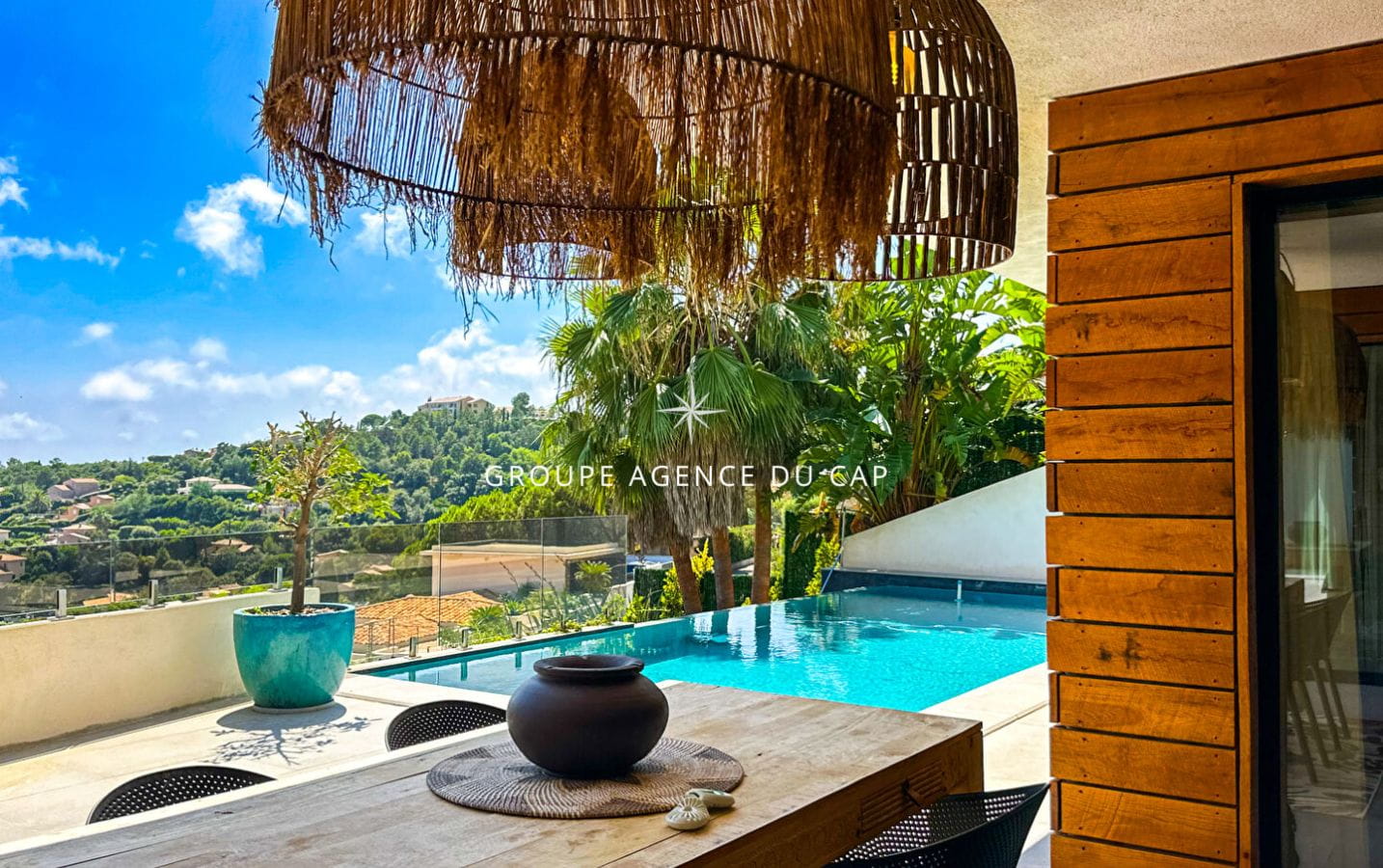 FOR SALE CONTEMPORARY VILLA SEA VIEW SWIMMING POOL POOL HOUSE EN SUITE BEDROOMS LES ISSAMBRES Image 13