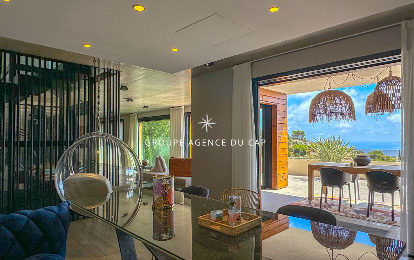 FOR SALE CONTEMPORARY VILLA SEA VIEW SWIMMING POOL POOL HOUSE EN SUITE BEDROOMS LES ISSAMBRES Image 4