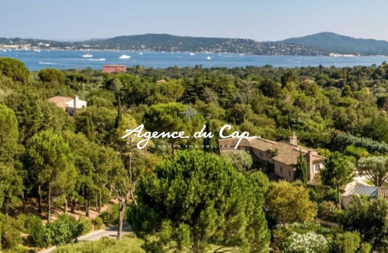 CONTEMPORARY VILLA FOR SALE 292 M2 SEA VIEW IN GRIMAUD Image 11