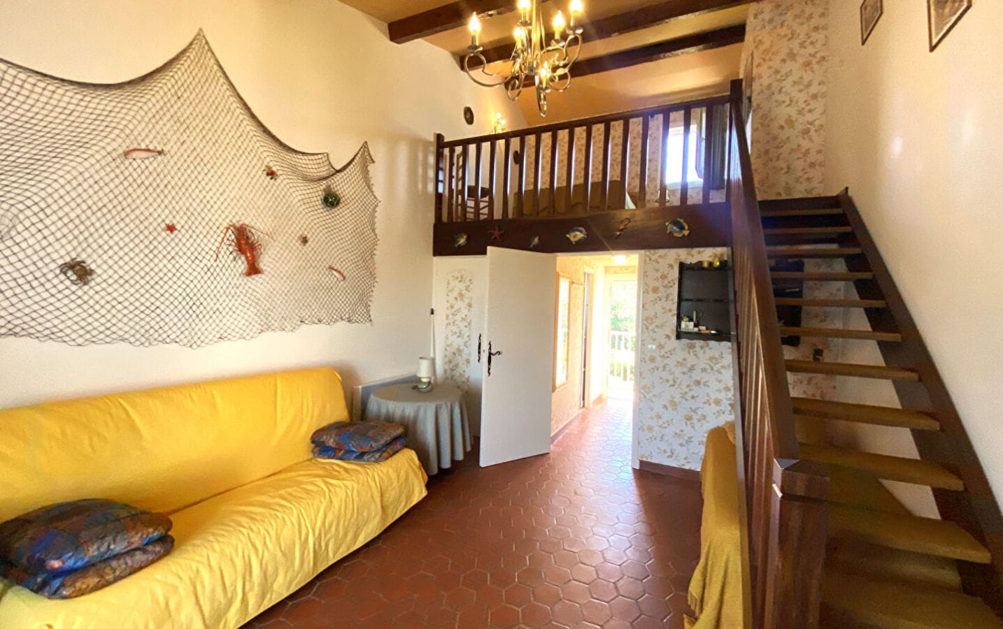 APPARTEMENT 2 PIECES LES ISSAMBRES TERRASSE VUE MER Image 4