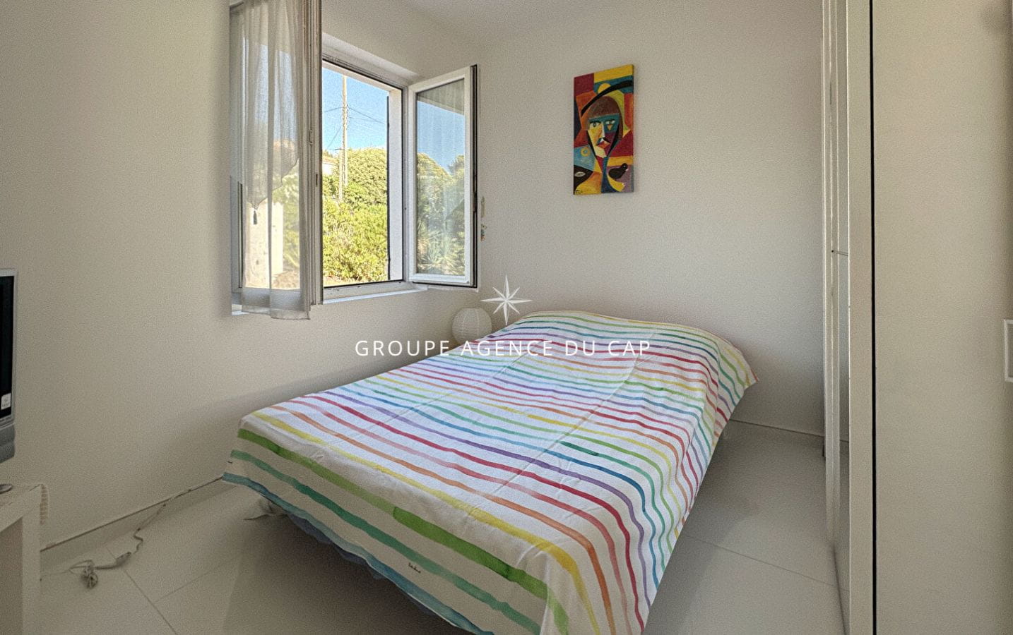 À VENDRE VILLA 4 PIÈCES AVEC VUE MER ET STUDIO INDÉPENDANT, 15MIN A PIED DU CENTRE VILLE DE SAINT AYGULF Image 13