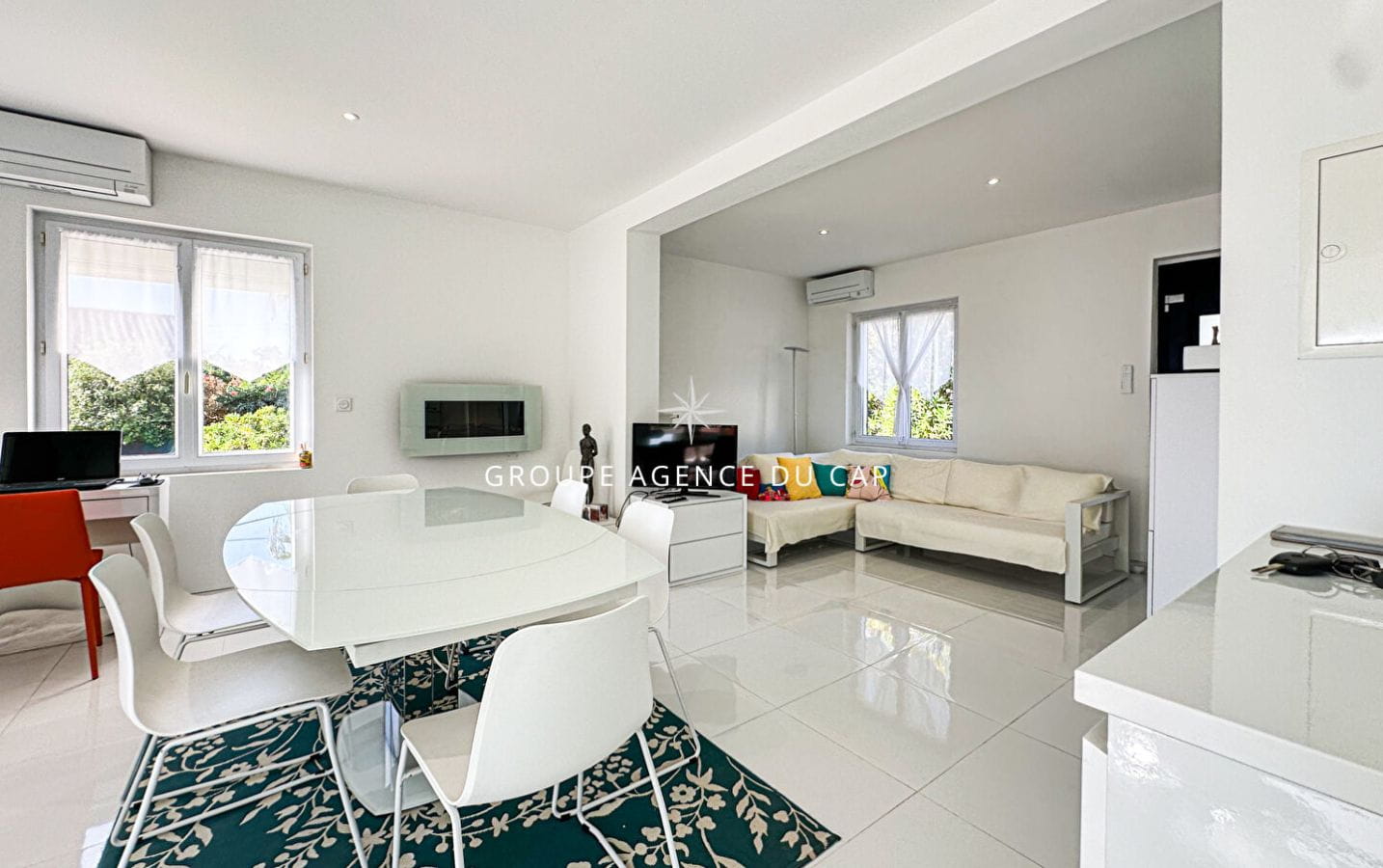 À VENDRE VILLA 4 PIÈCES AVEC VUE MER ET STUDIO INDÉPENDANT, 15MIN A PIED DU CENTRE VILLE DE SAINT AYGULF Image 6