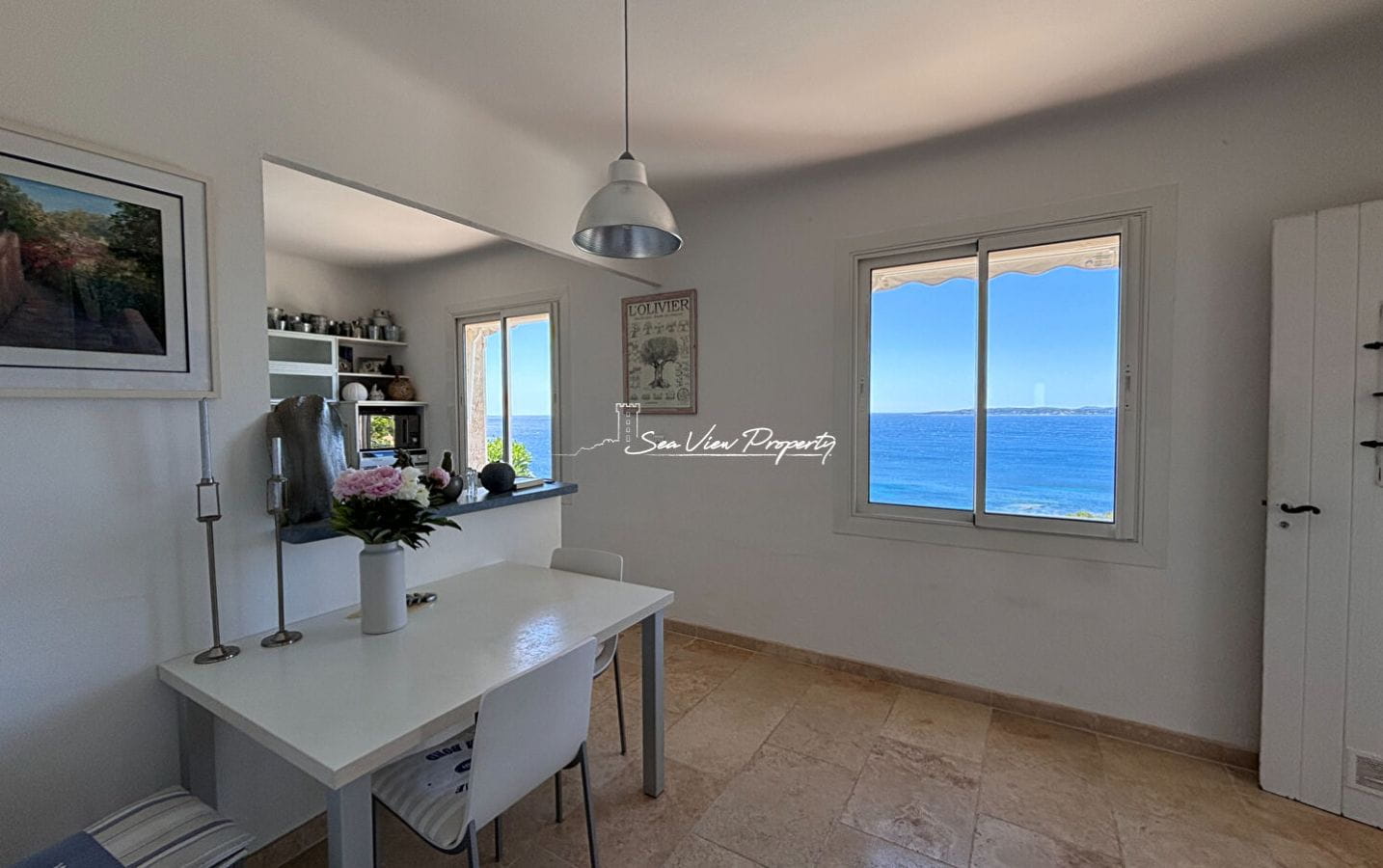 VILLA VUE MER PANORAMIQUE AVEC 4 CHAMBRES, PISCINE,  GARAGE LES ISSAMBRES Image 4