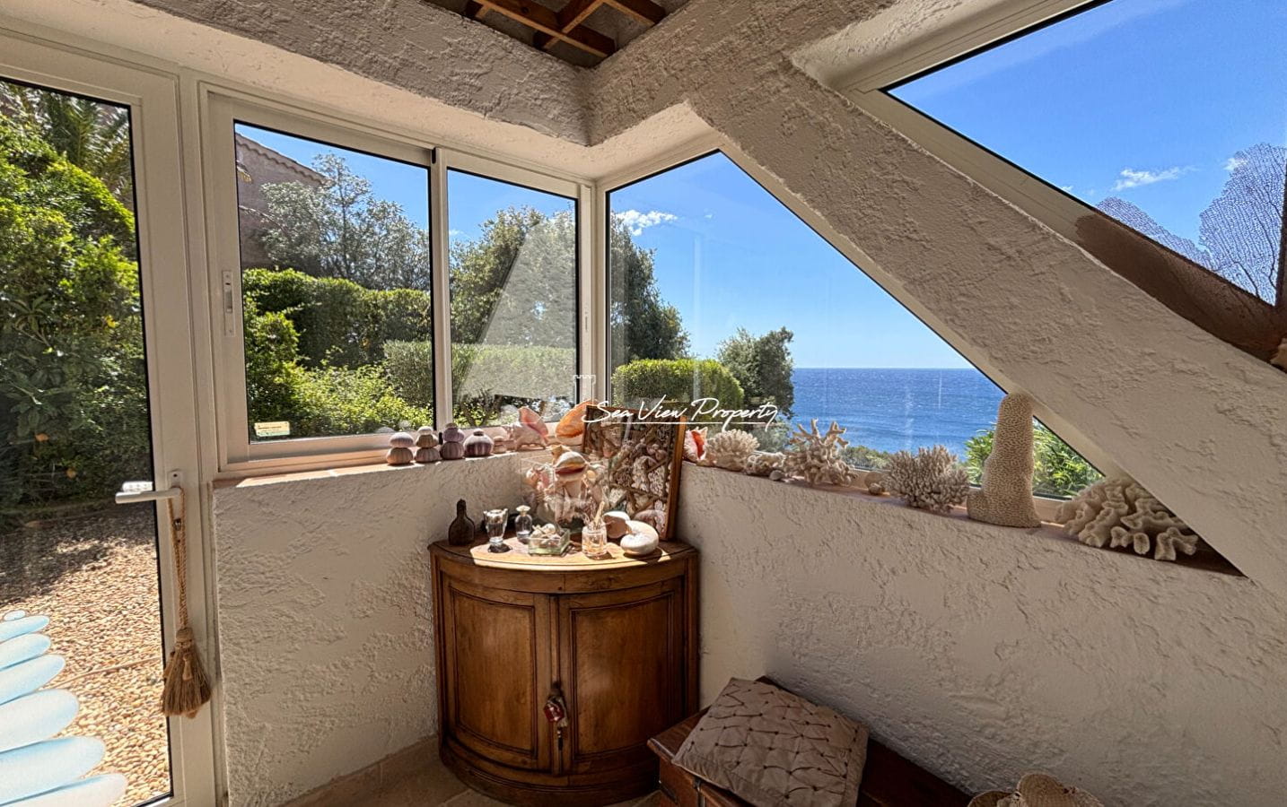 VILLA VUE MER PANORAMIQUE AVEC 4 CHAMBRES, PISCINE,  GARAGE LES ISSAMBRES Image 5