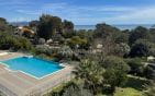 4-ROOM ROOFTOP VILLA WITH SEA VIEW AND POOL IN RESIDENCE, CLOSE TO THE CENTER AND COVES OF SAINT-AYGULF Min 0