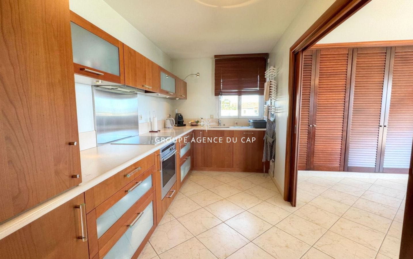 APPARTEMENT ROOF TOP 4 PIÈCES AVEC VUE MER ET PISCINE DANS RÉSIDENCE, PROCHE DU CENTRE ET DES CRIQUES DE SAINT-AYGULF Image 6