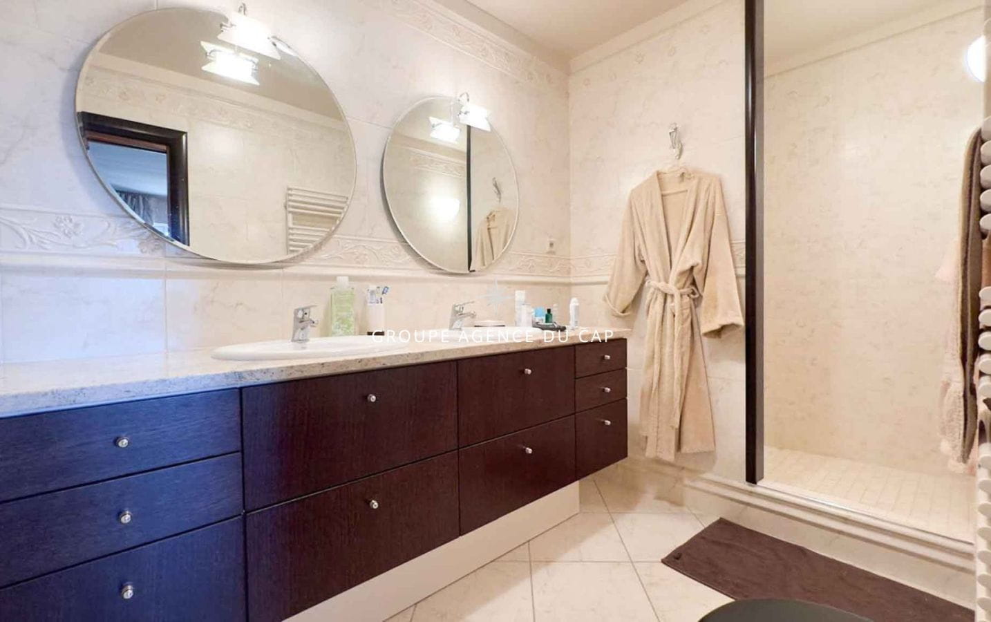 APPARTEMENT ROOF TOP 4 PIÈCES AVEC VUE MER ET PISCINE DANS RÉSIDENCE, PROCHE DU CENTRE ET DES CRIQUES DE SAINT-AYGULF Image 8