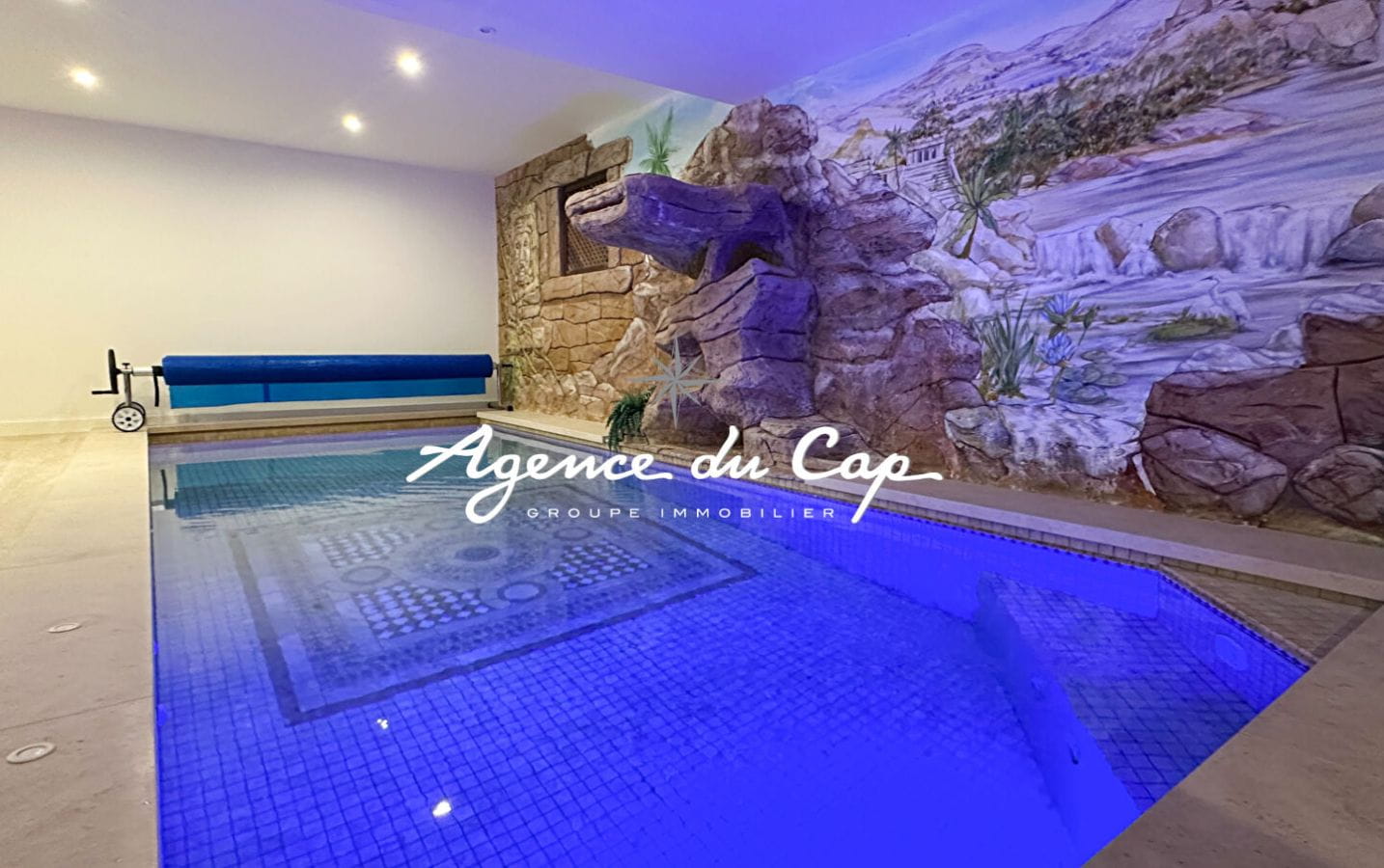 SOUS COMPROMIS VILLA AVEC VUE MER 5 CHAMBRES, A PIEDS DU CENTRE VILLE DES ISSAMBRES Image 14